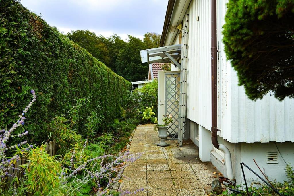House For Workers & Familys Volvo Villa Gothenburg Exterior photo